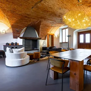 villa-relais-carrara.it-lombardy.com/